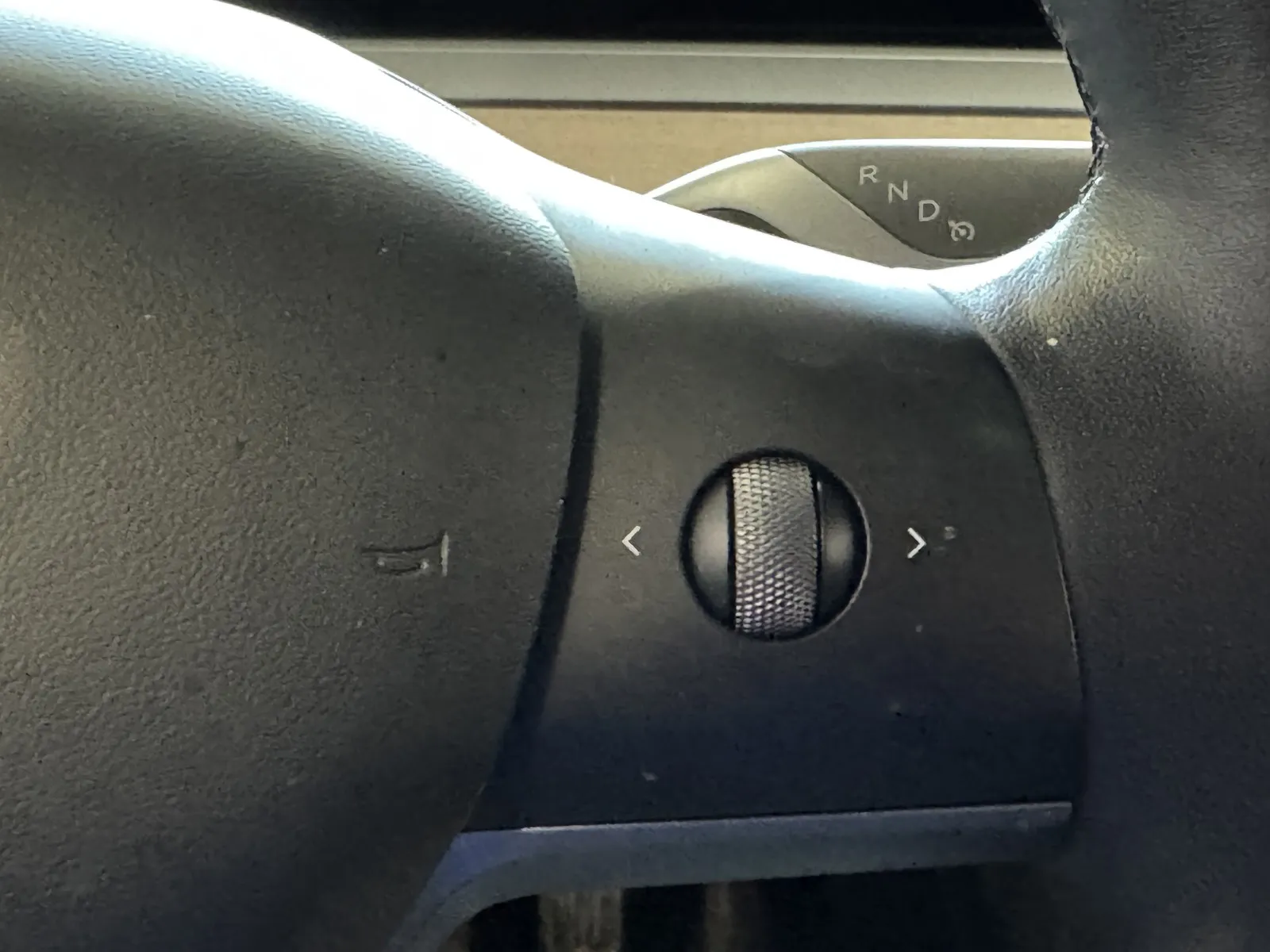 Tesla Model 3 photo 17