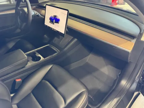 More photos of 2022 Tesla Model 3 at Premium Autos - Norco, CA