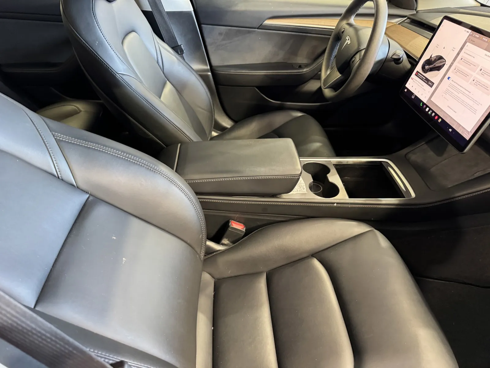 Tesla Model 3 photo 6