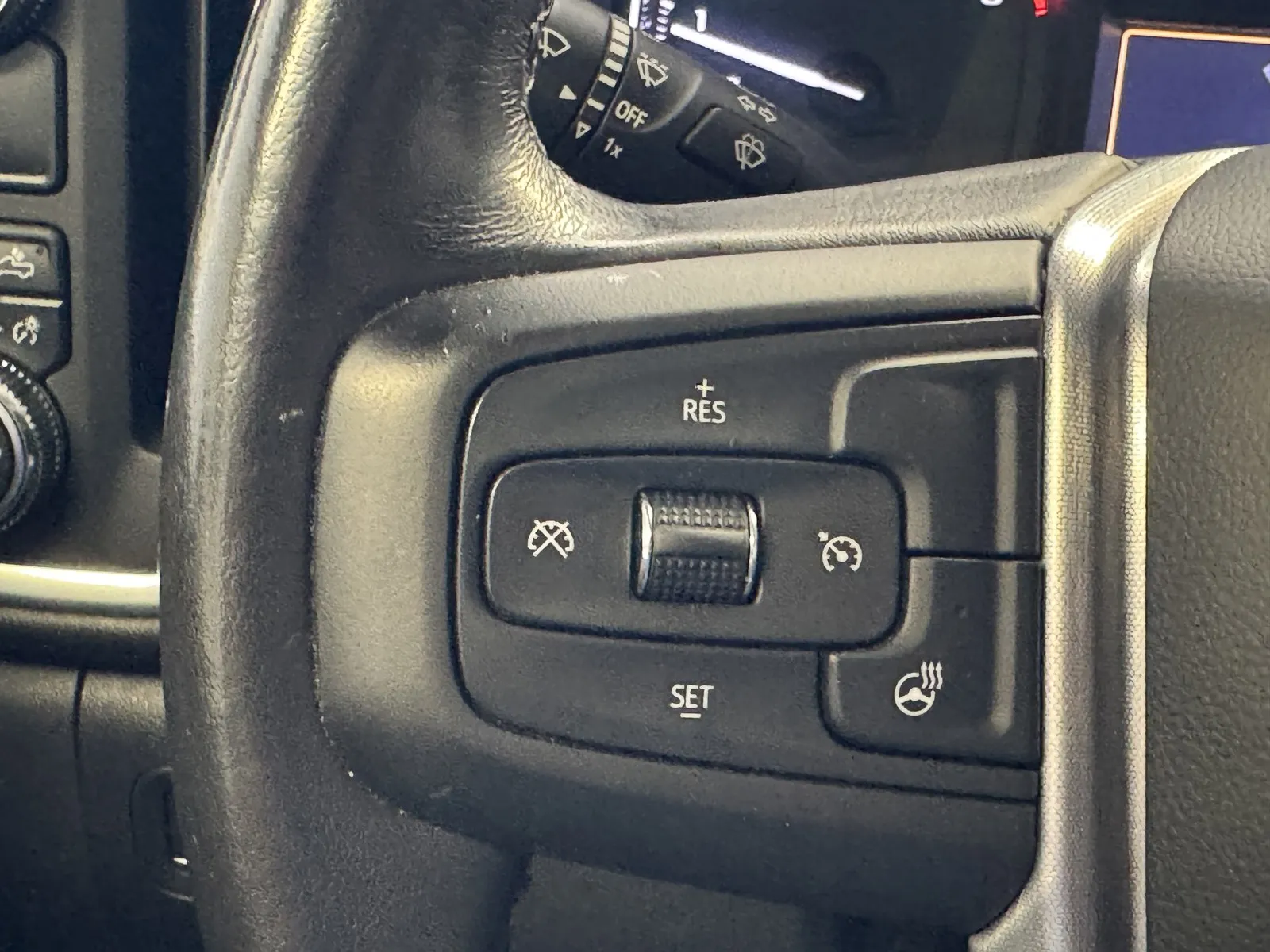 GMC Sierra photo 19
