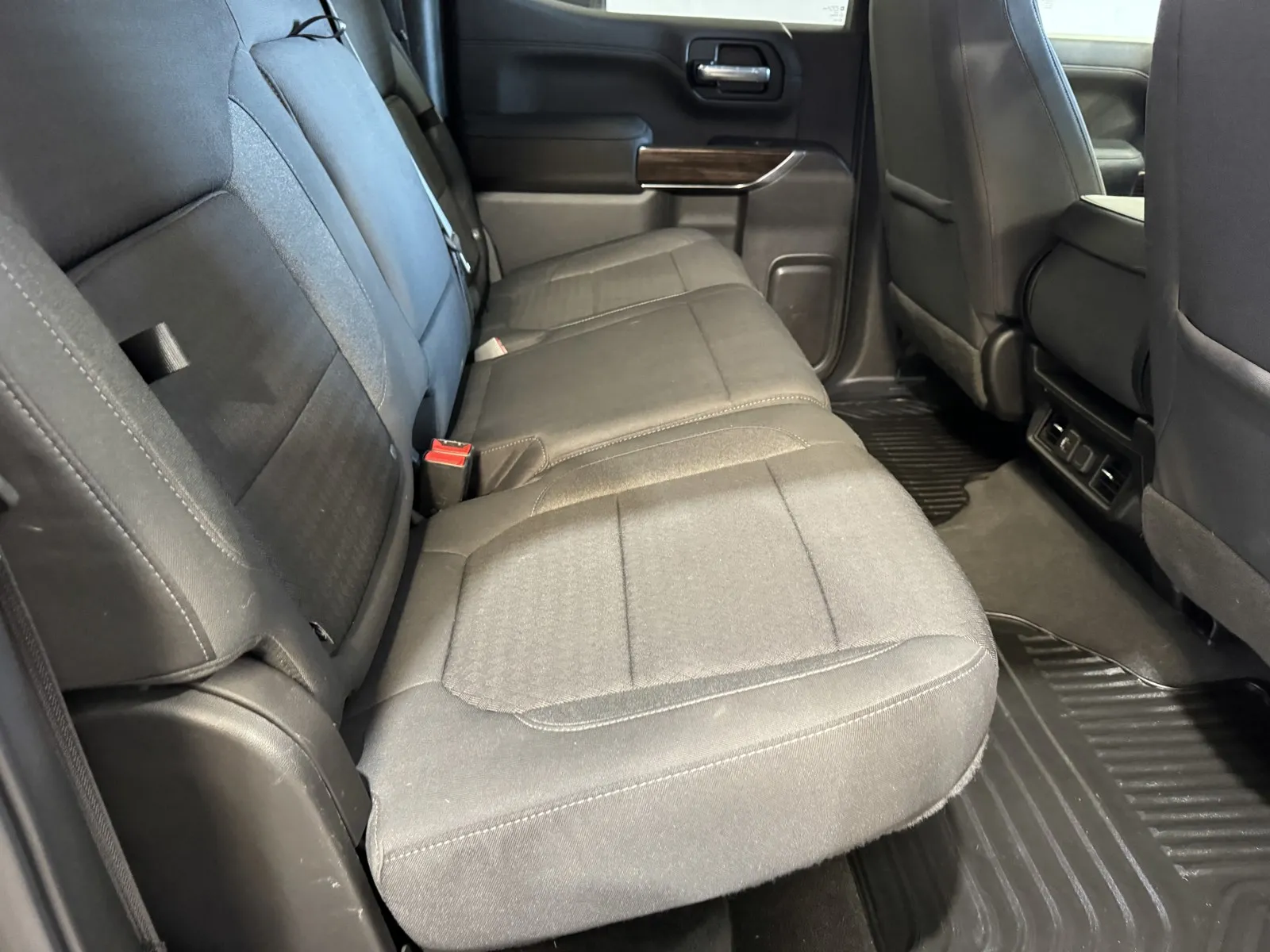 GMC Sierra photo 8