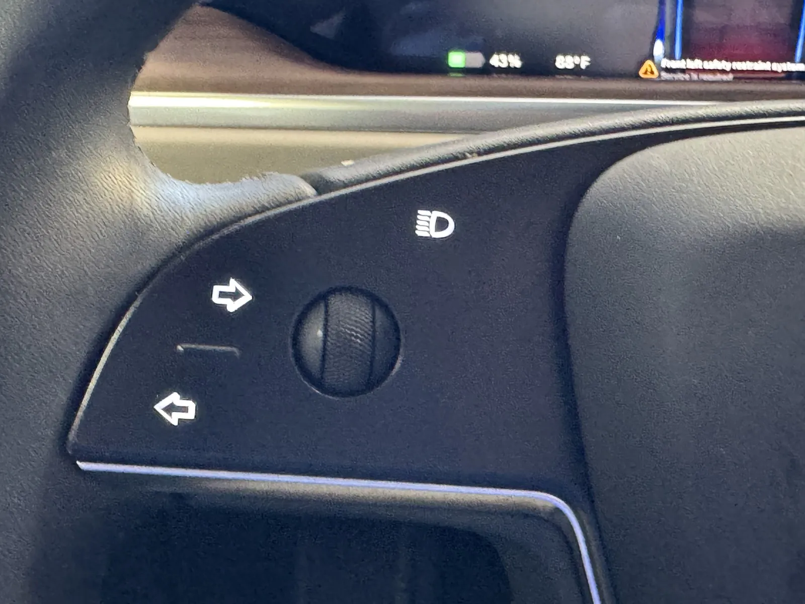 Tesla Model S photo 20