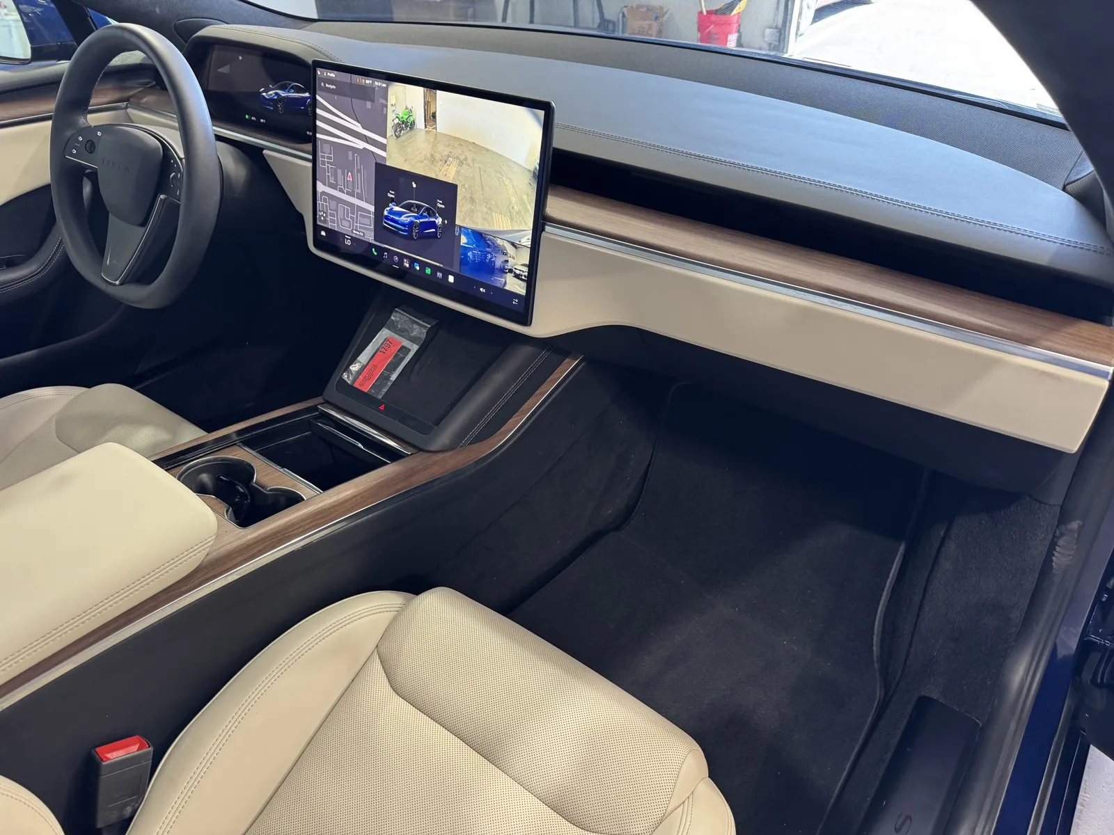 Tesla Model S photo 5