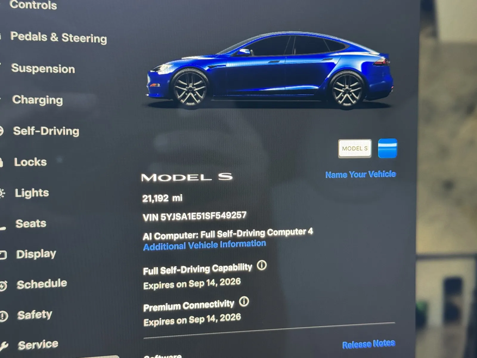 Tesla Model S photo 17