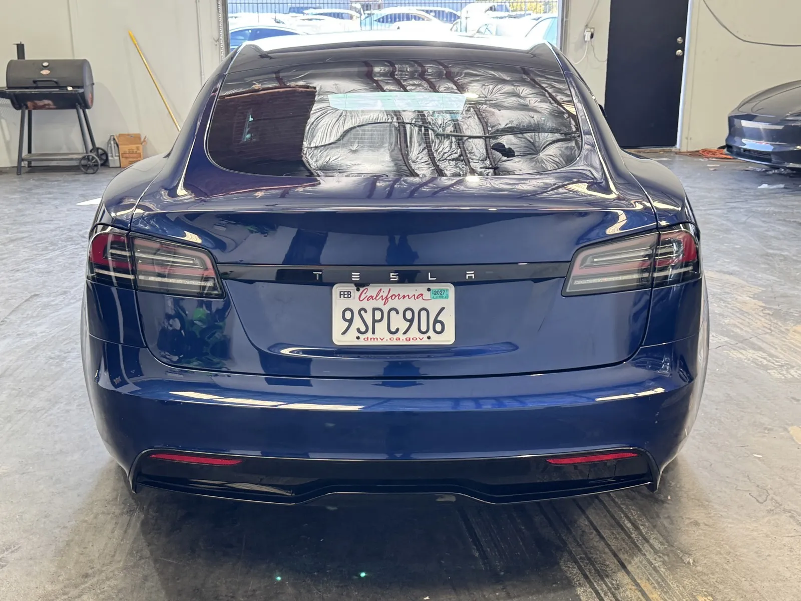 Tesla Model S photo 3