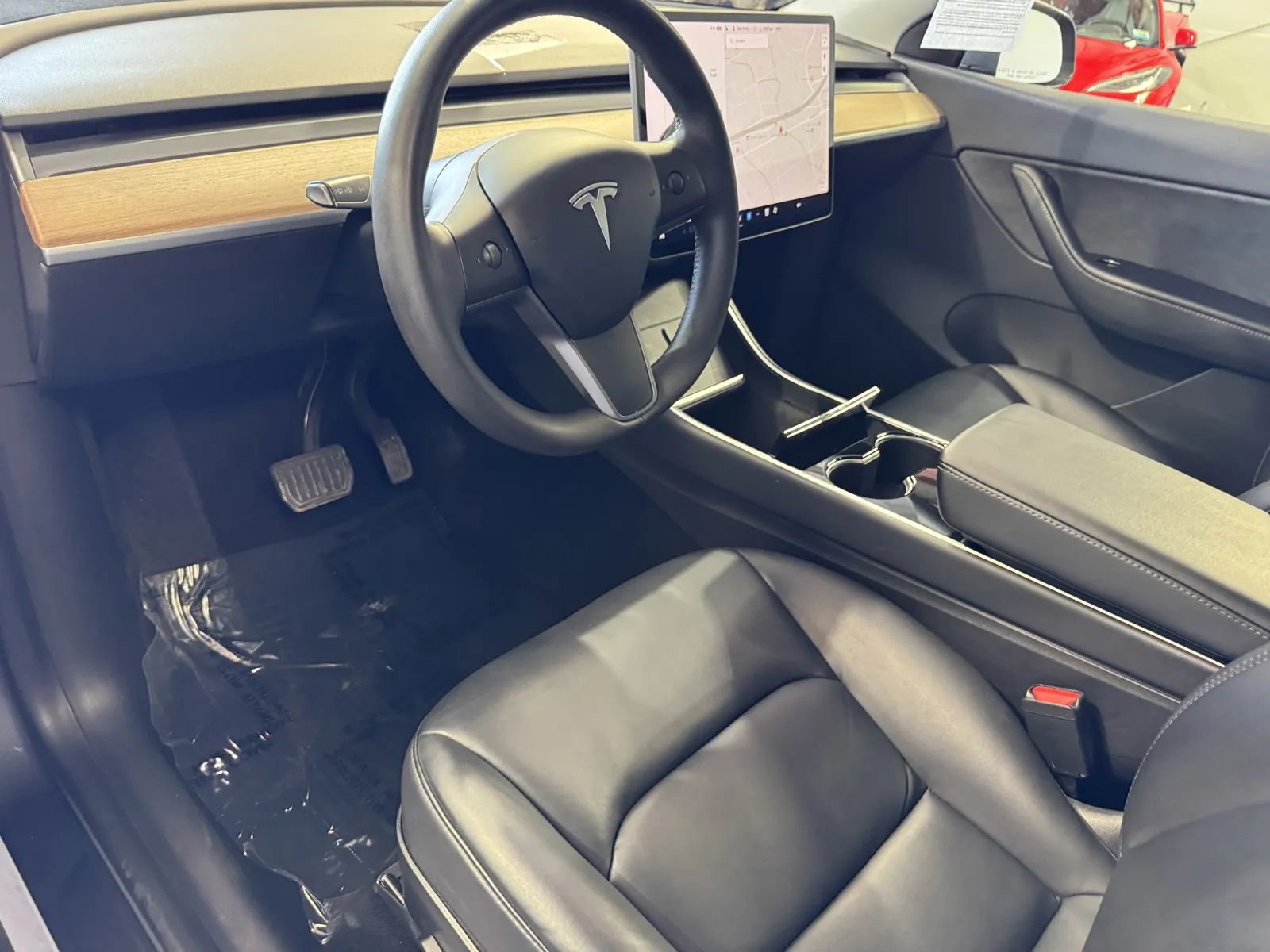 Tesla Model Y photo 11