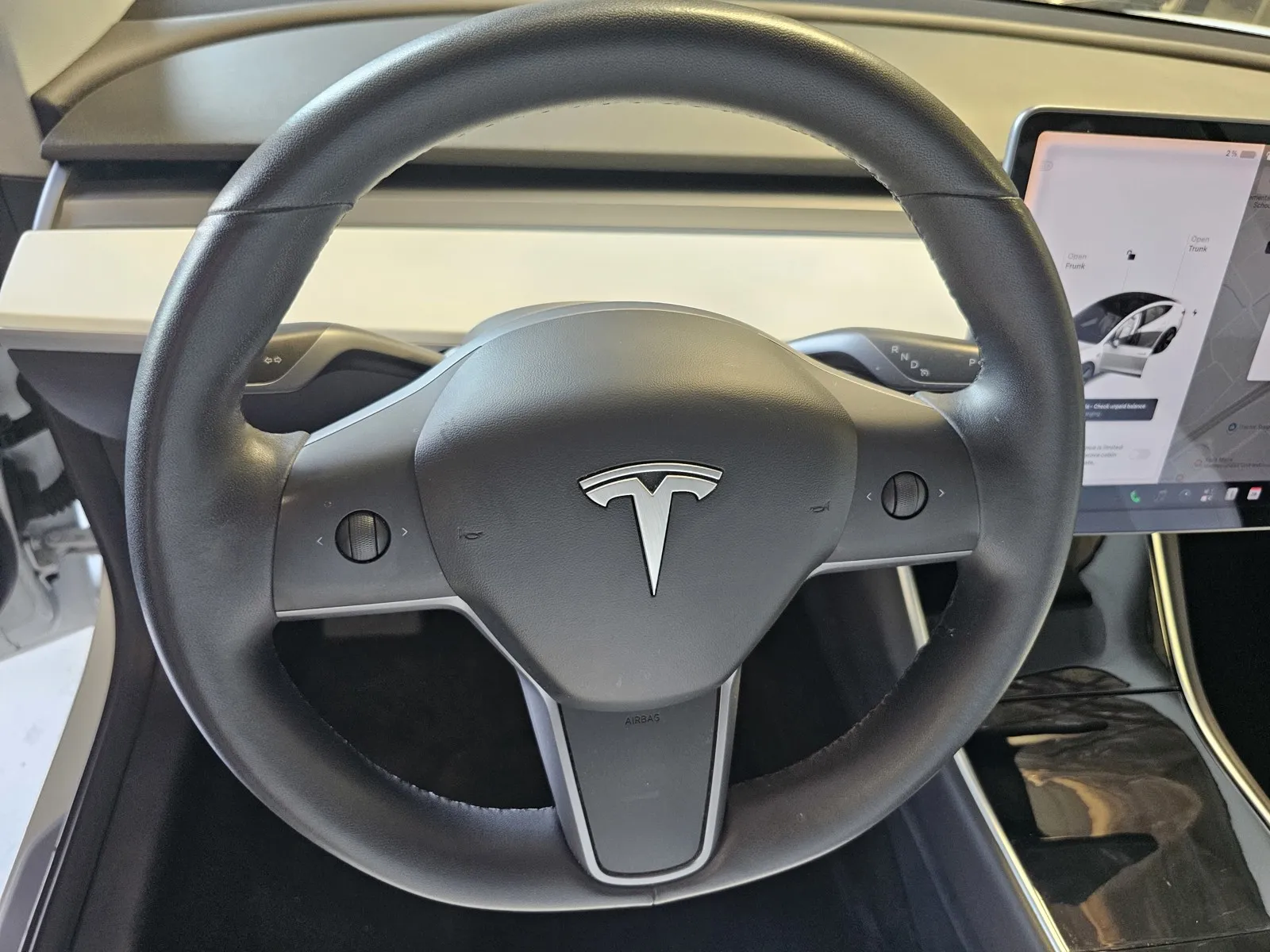 Tesla Model 3 photo 15