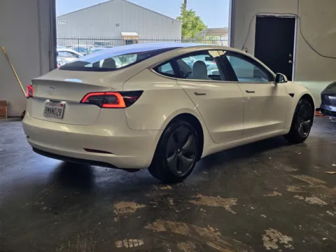 More photos of 2019 Tesla Model 3 at Premium Autos - Norco, CA