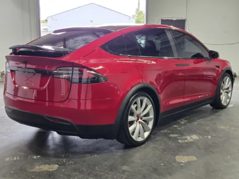 More photos of 2018 Tesla Model X at Premium Autos - Norco, CA