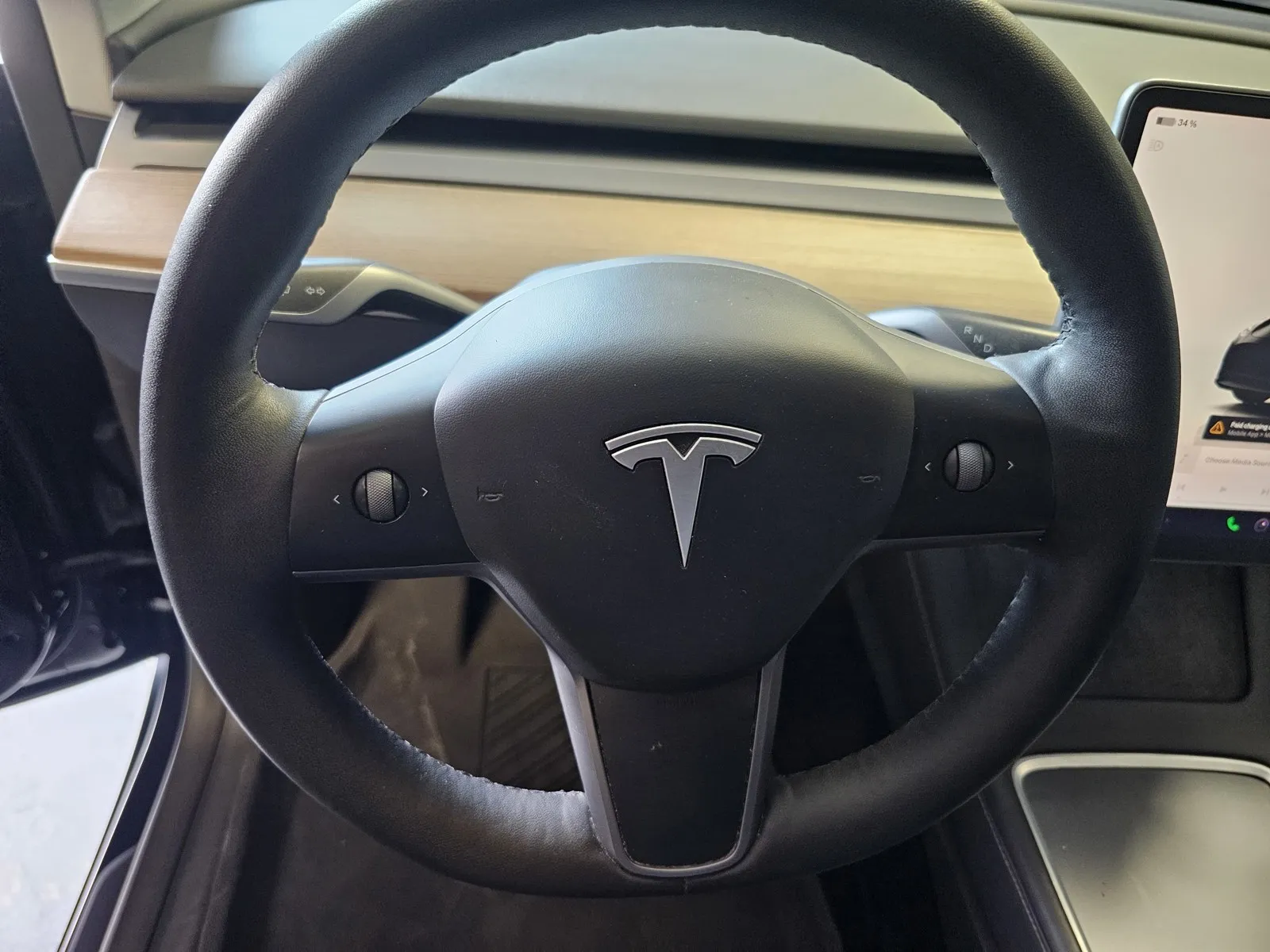 Tesla Model Y photo 15