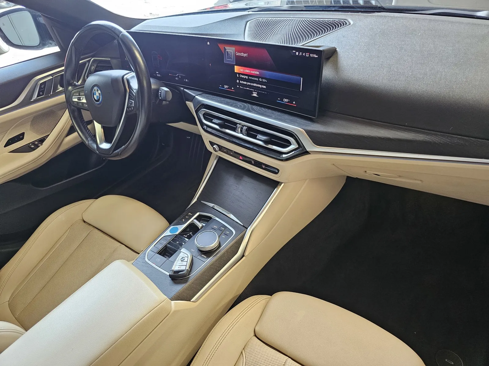 BMW i4 photo 5