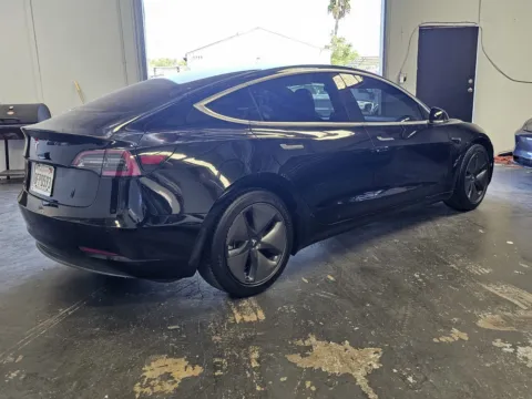 More photos of 2018 Tesla Model 3 at Premium Autos - Norco, CA