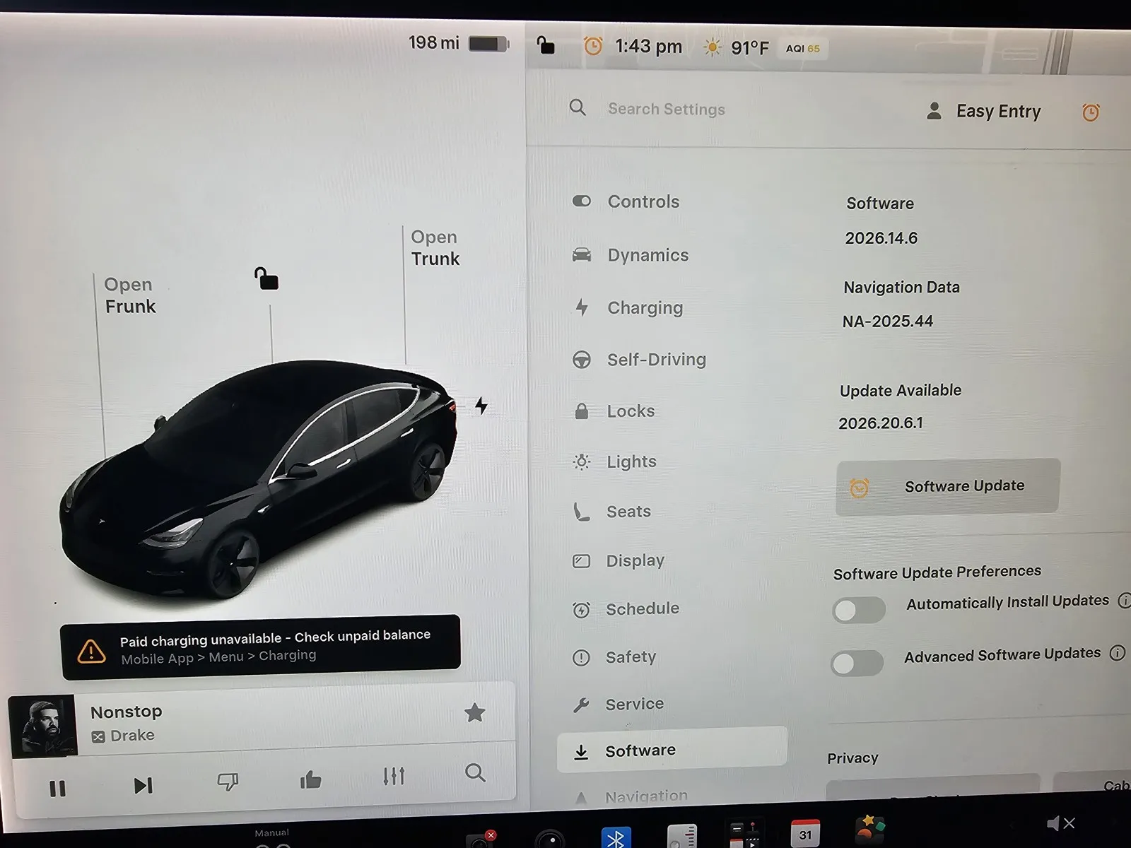 Tesla Model 3 photo 18