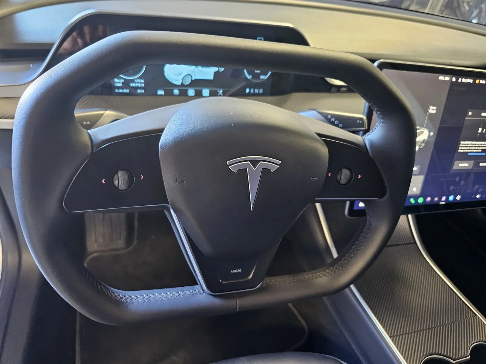 Tesla Model 3 photo 15