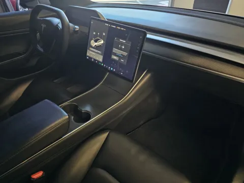 More photos of 2018 Tesla Model 3 at Premium Autos - Norco, CA