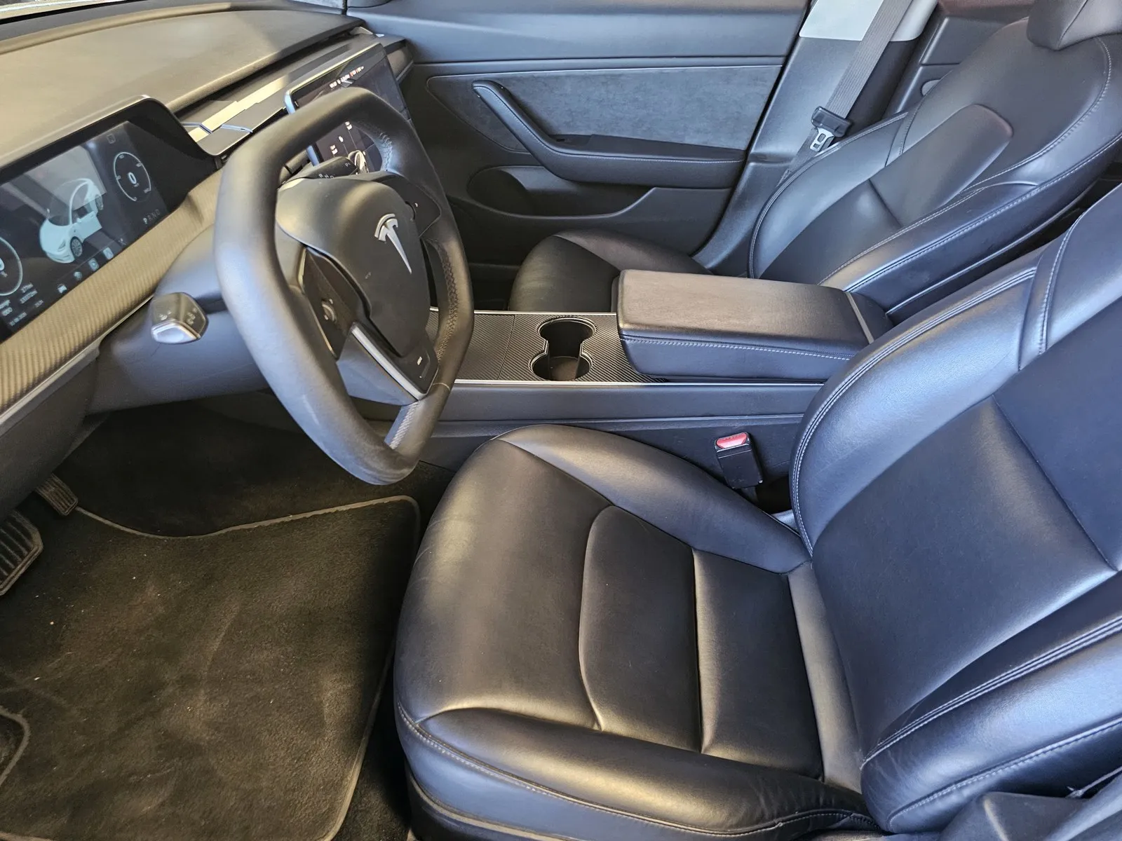Tesla Model 3 photo 14