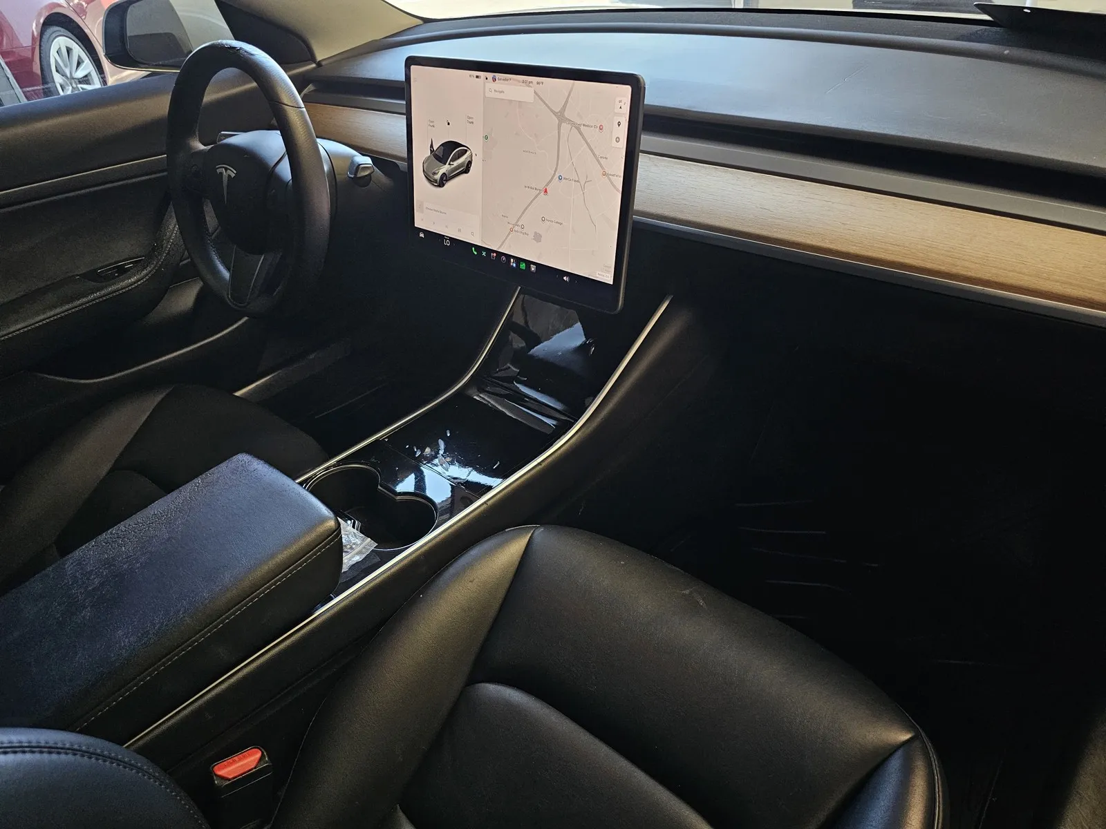Tesla Model 3 photo 5