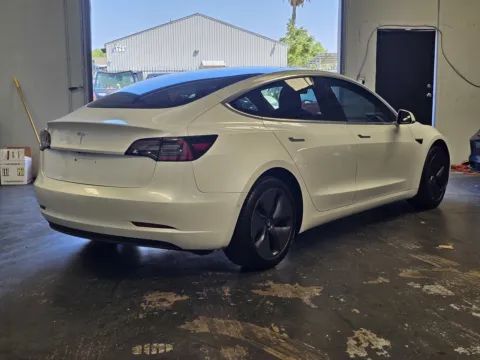 More photos of 2020 Tesla Model 3 at Premium Autos - Norco, CA