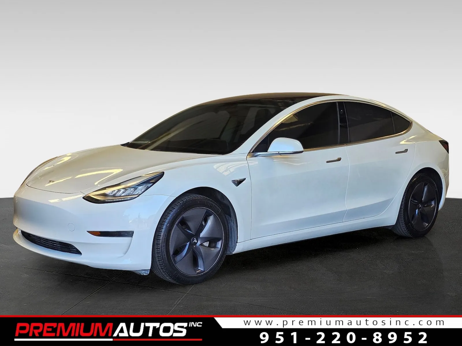 2020 Tesla Model 3 Standard Range
