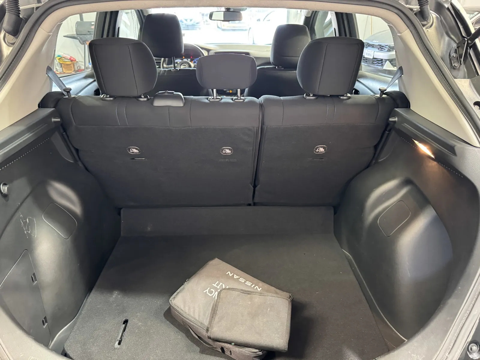 Nissan Leaf photo 10