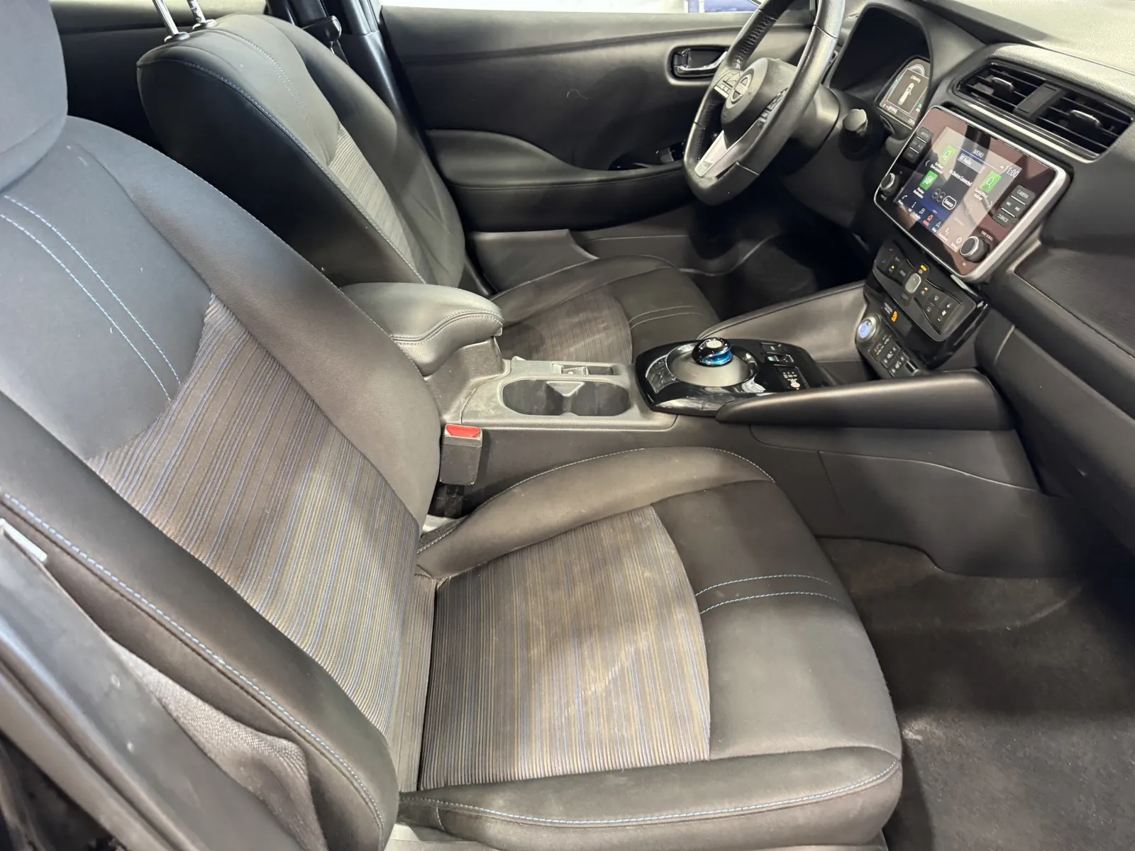 Nissan Leaf photo 6