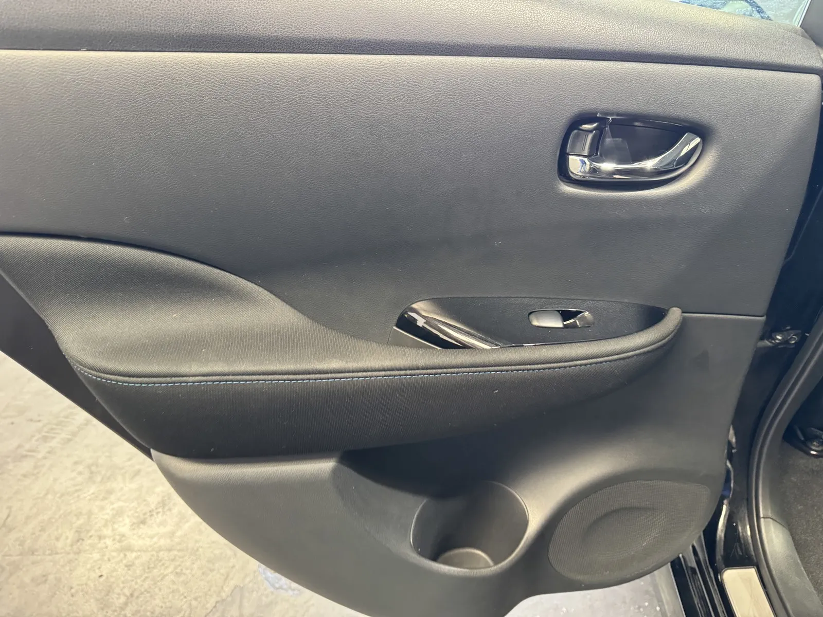 Nissan Leaf photo 11