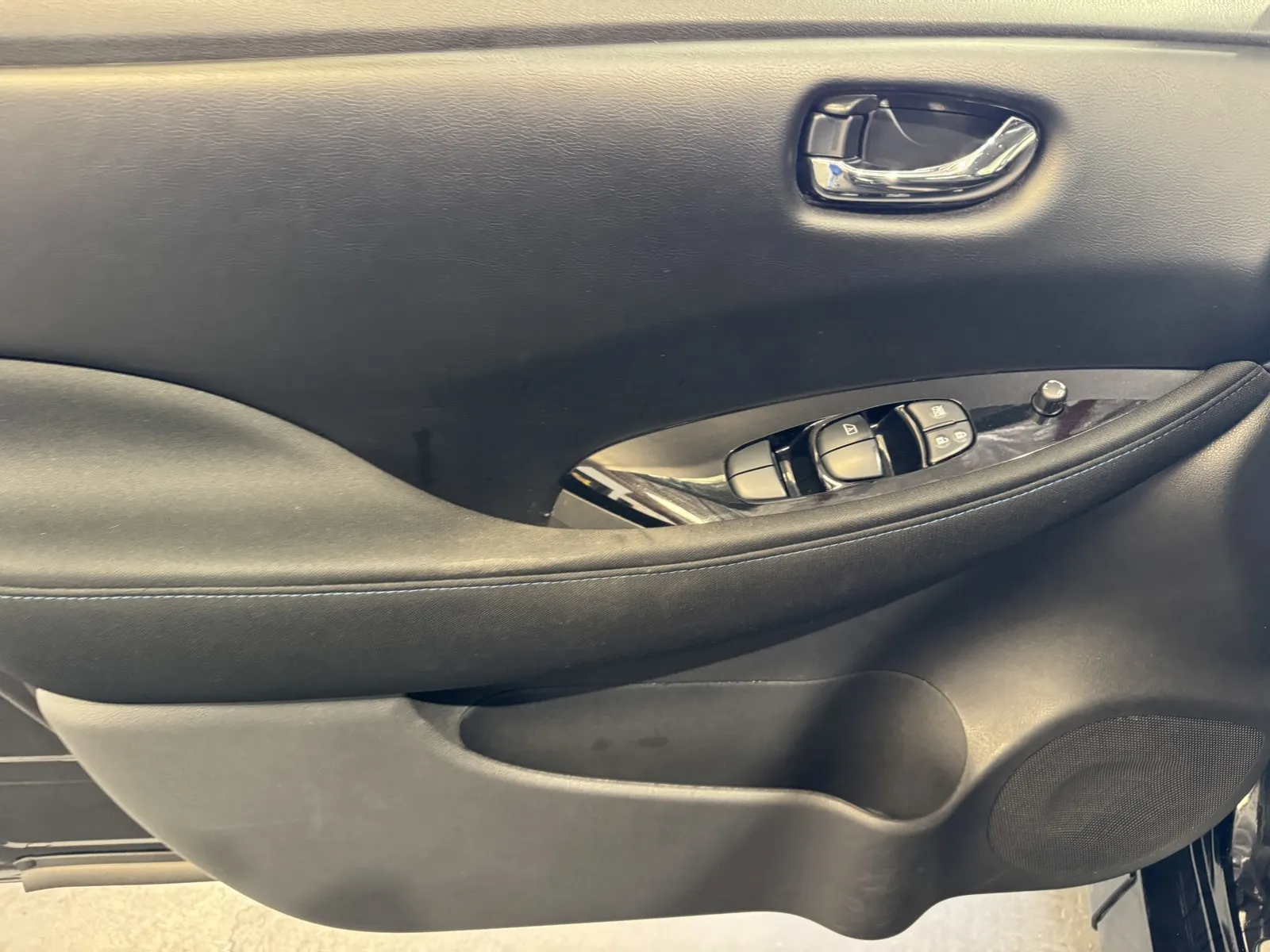 Nissan Leaf photo 15