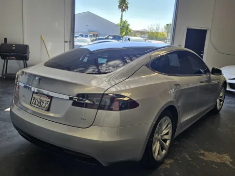 More photos of 2016 Tesla Model S at Premium Autos - Norco, CA