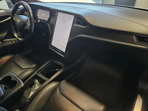 More photos of 2019 Tesla Model S at Premium Autos - Norco, CA