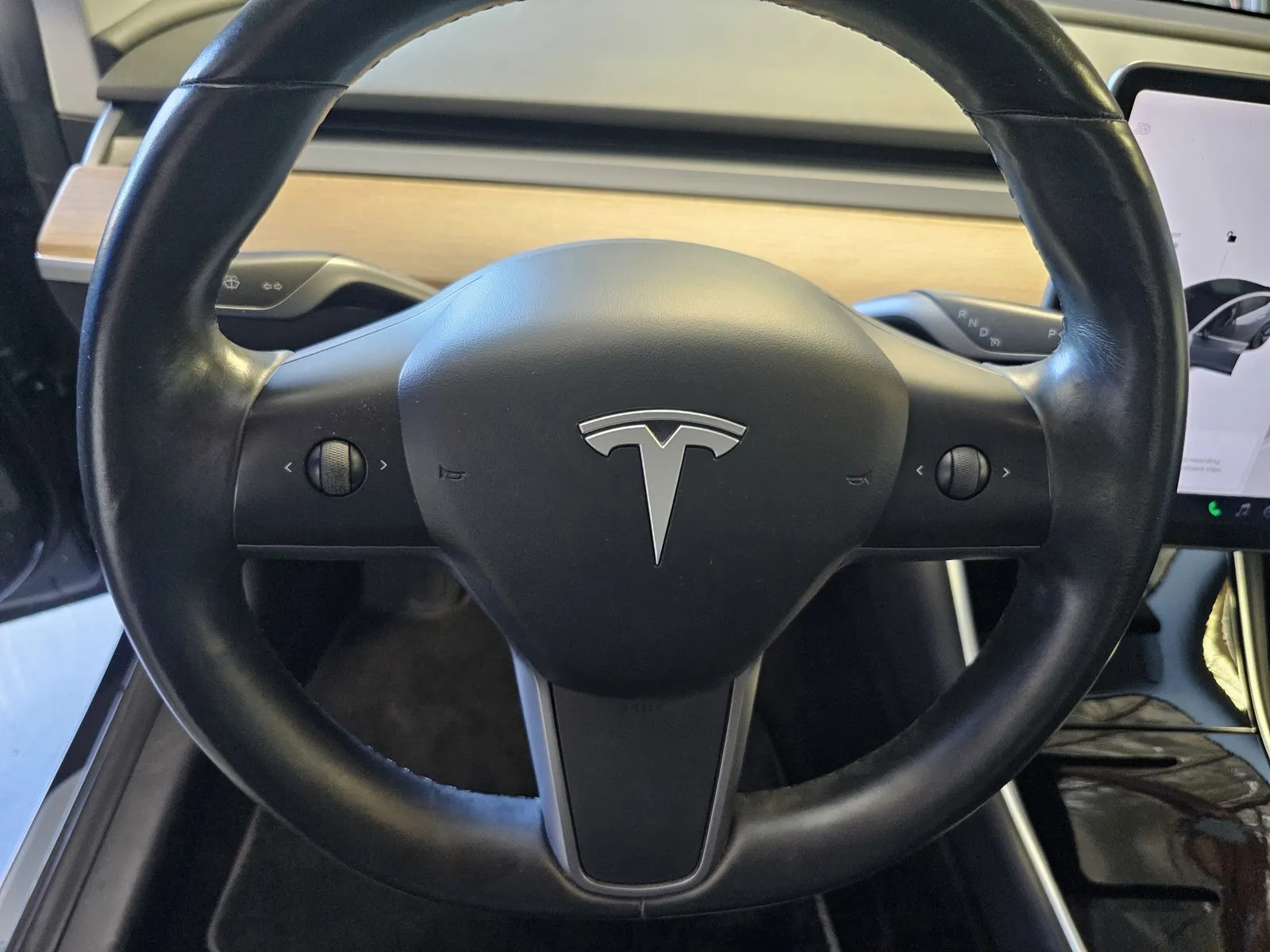Tesla Model 3 photo 15