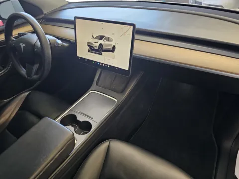More photos of 2023 Tesla Model Y at Premium Autos - Norco, CA