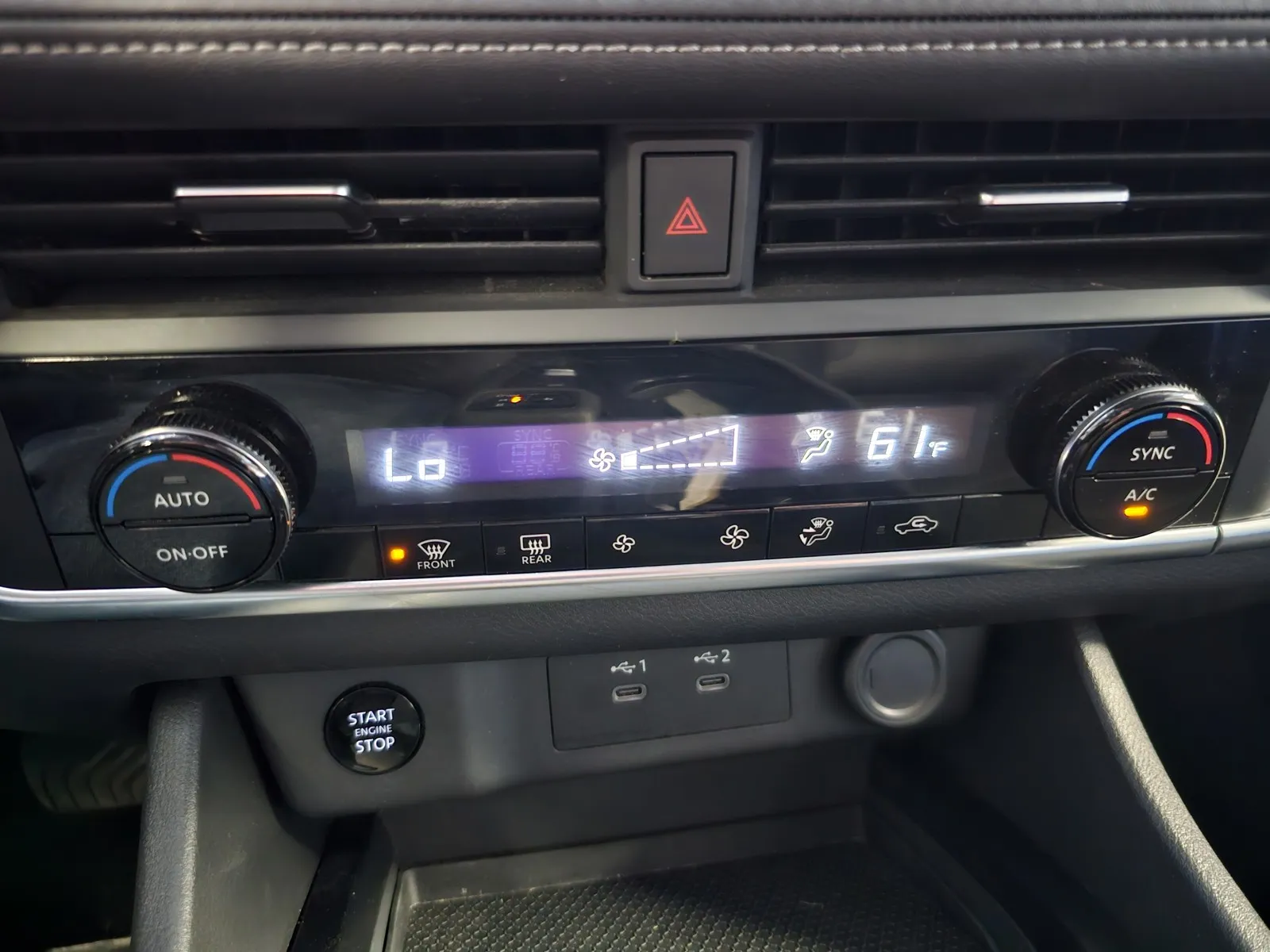 Nissan Rogue photo 18