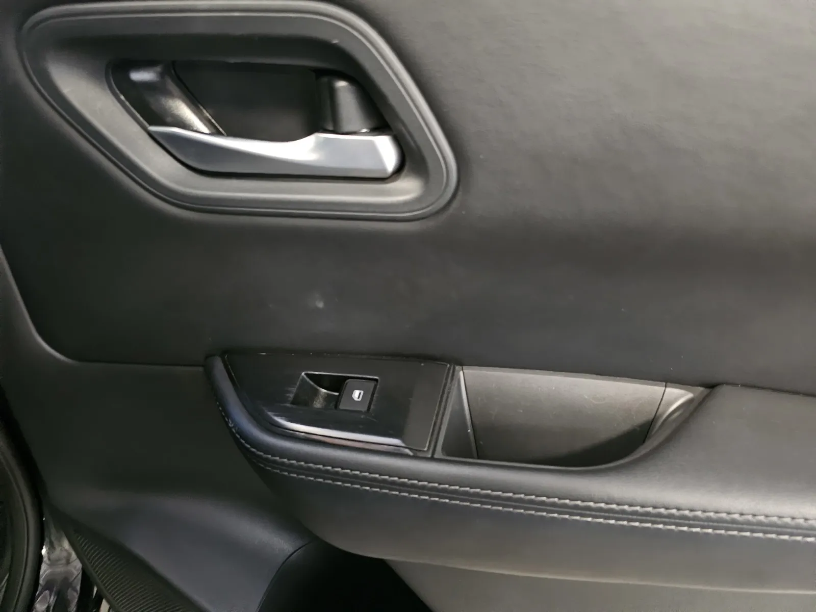 Nissan Rogue photo 8