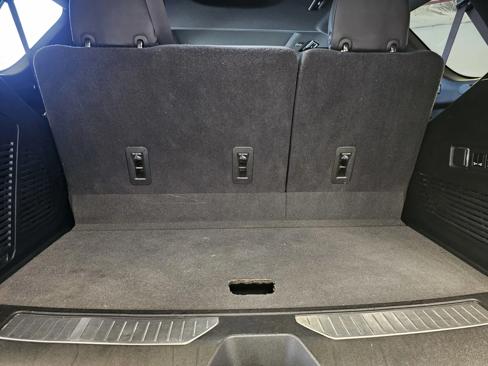 Chevrolet Tahoe photo 12