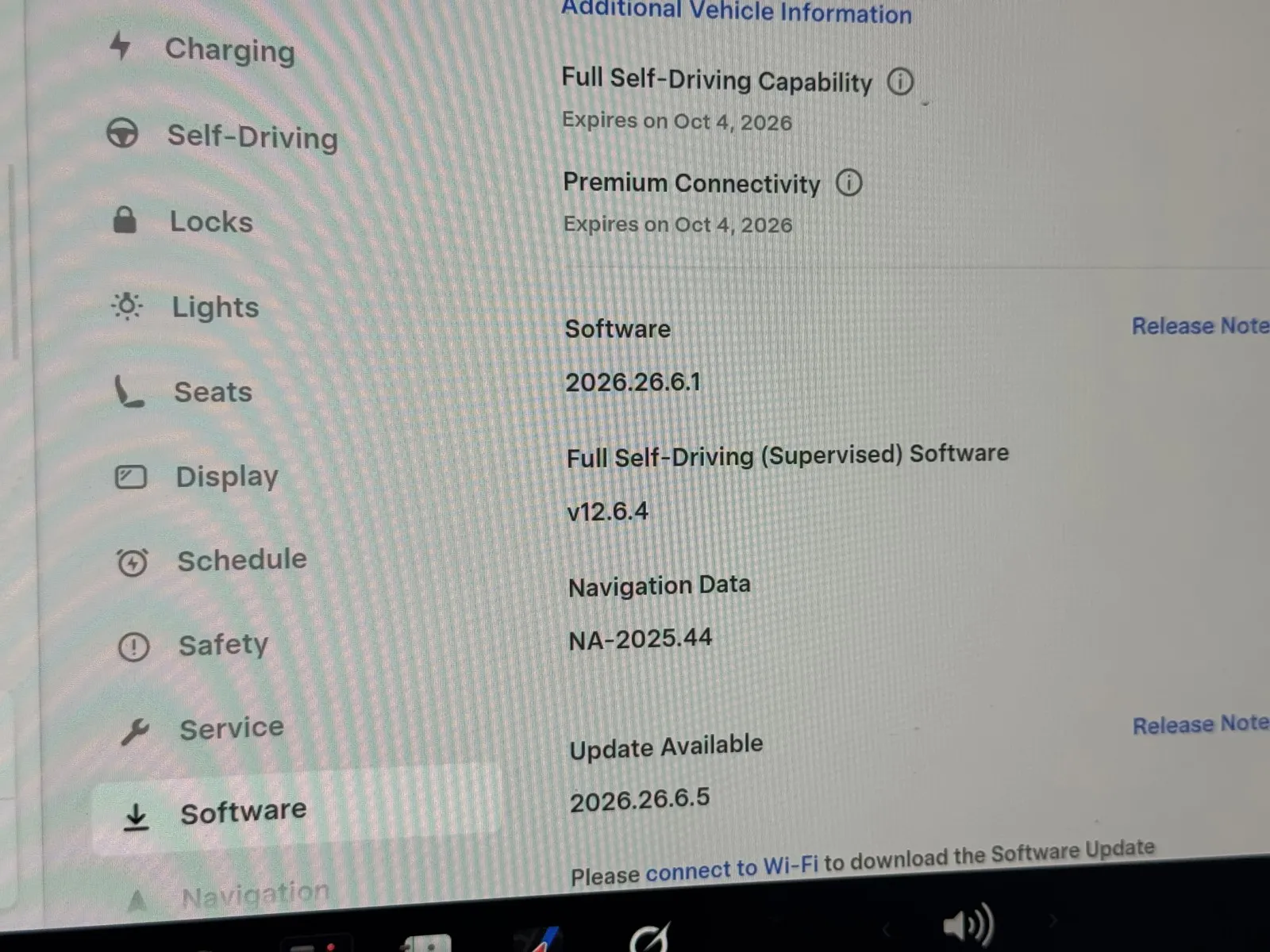 Tesla Model 3 photo 13