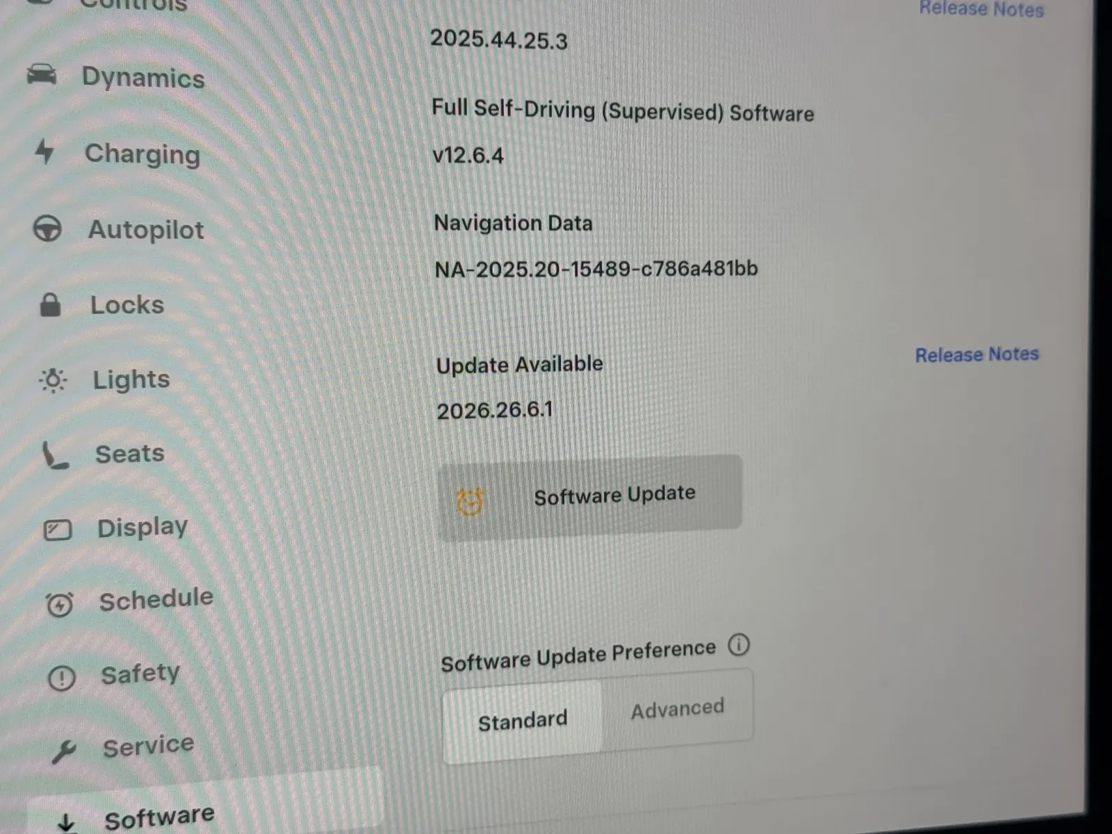 Tesla Model 3 photo 17