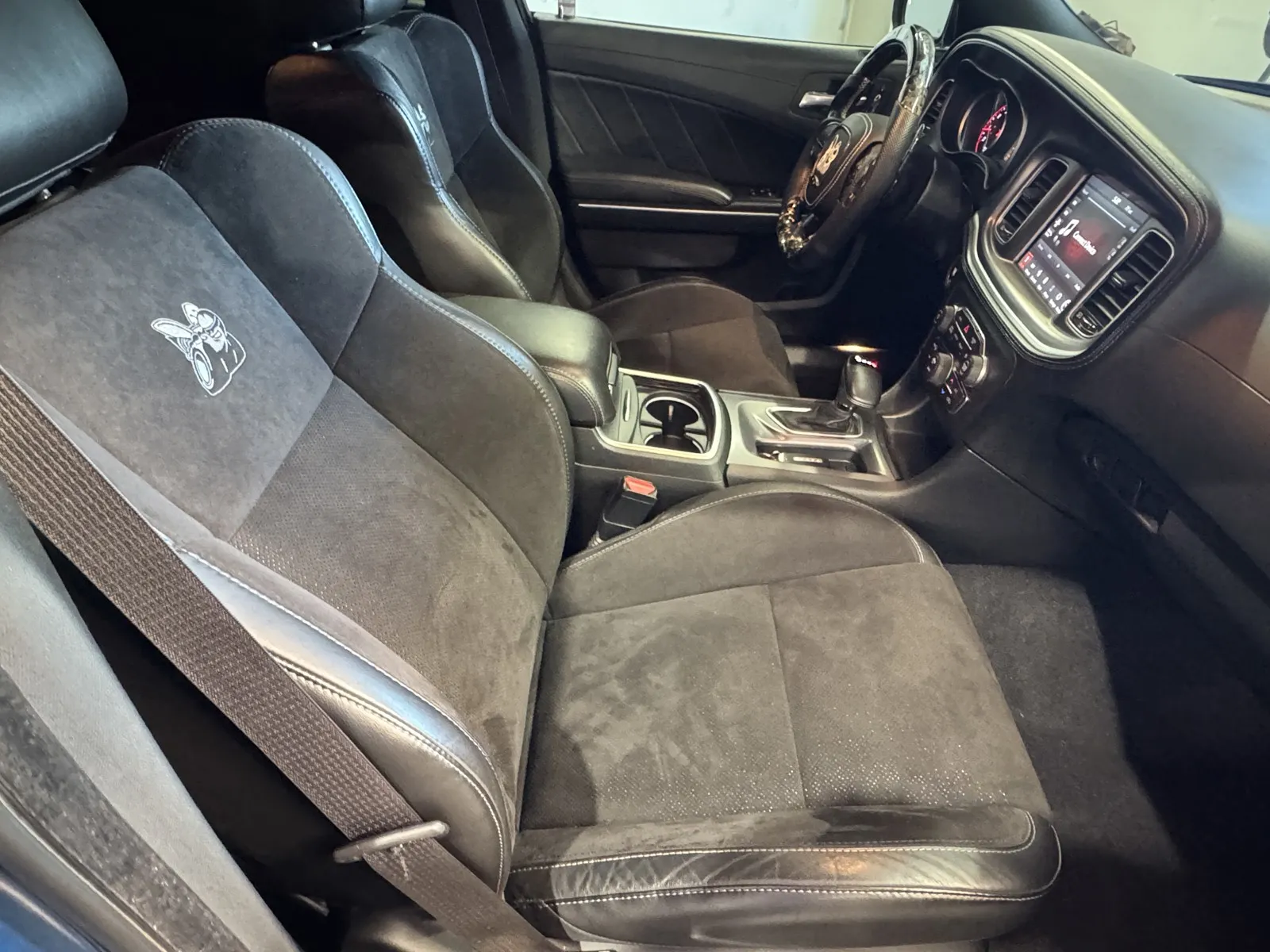 Dodge Charger photo 6