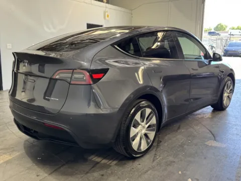 More photos of 2023 Tesla Model Y Long Range at Premium Autos - Norco, CA