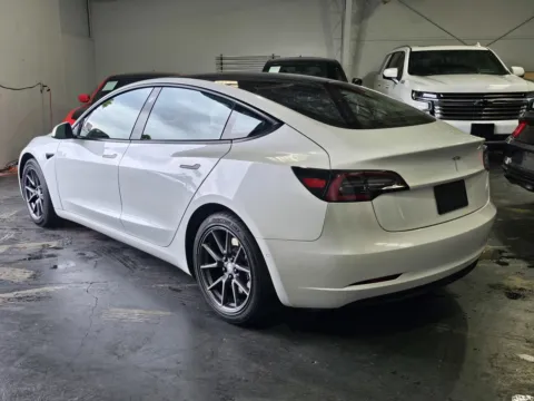 Photos of 2021 Tesla Model 3 Standard Range Plus for sale in Norco, CA at Premium Autos - Norco