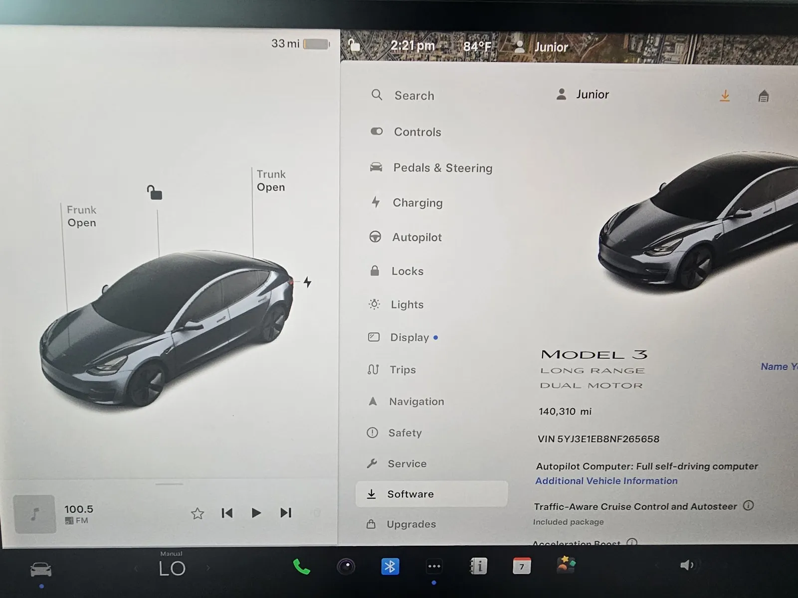 Tesla Model 3 photo 17