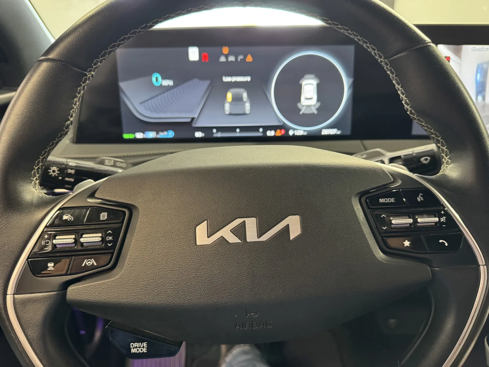 Kia EV6 photo 20