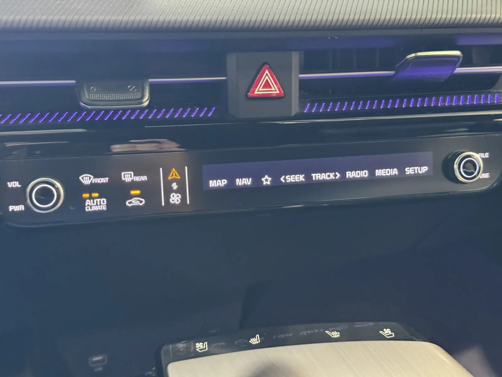 Kia EV6 photo 15