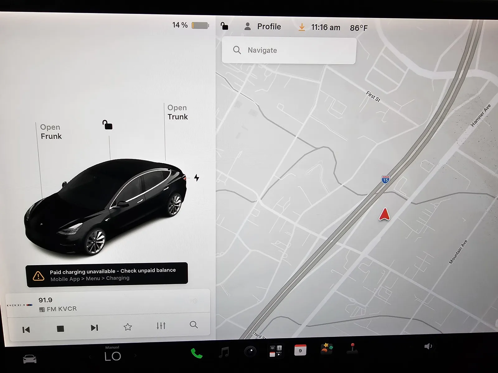 Tesla Model 3 photo 16