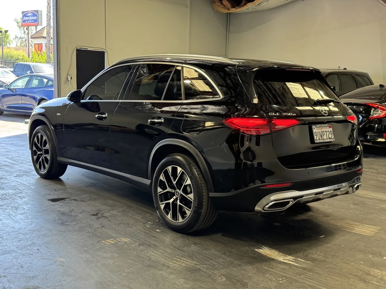 Mercedes-Benz GLC photo 2