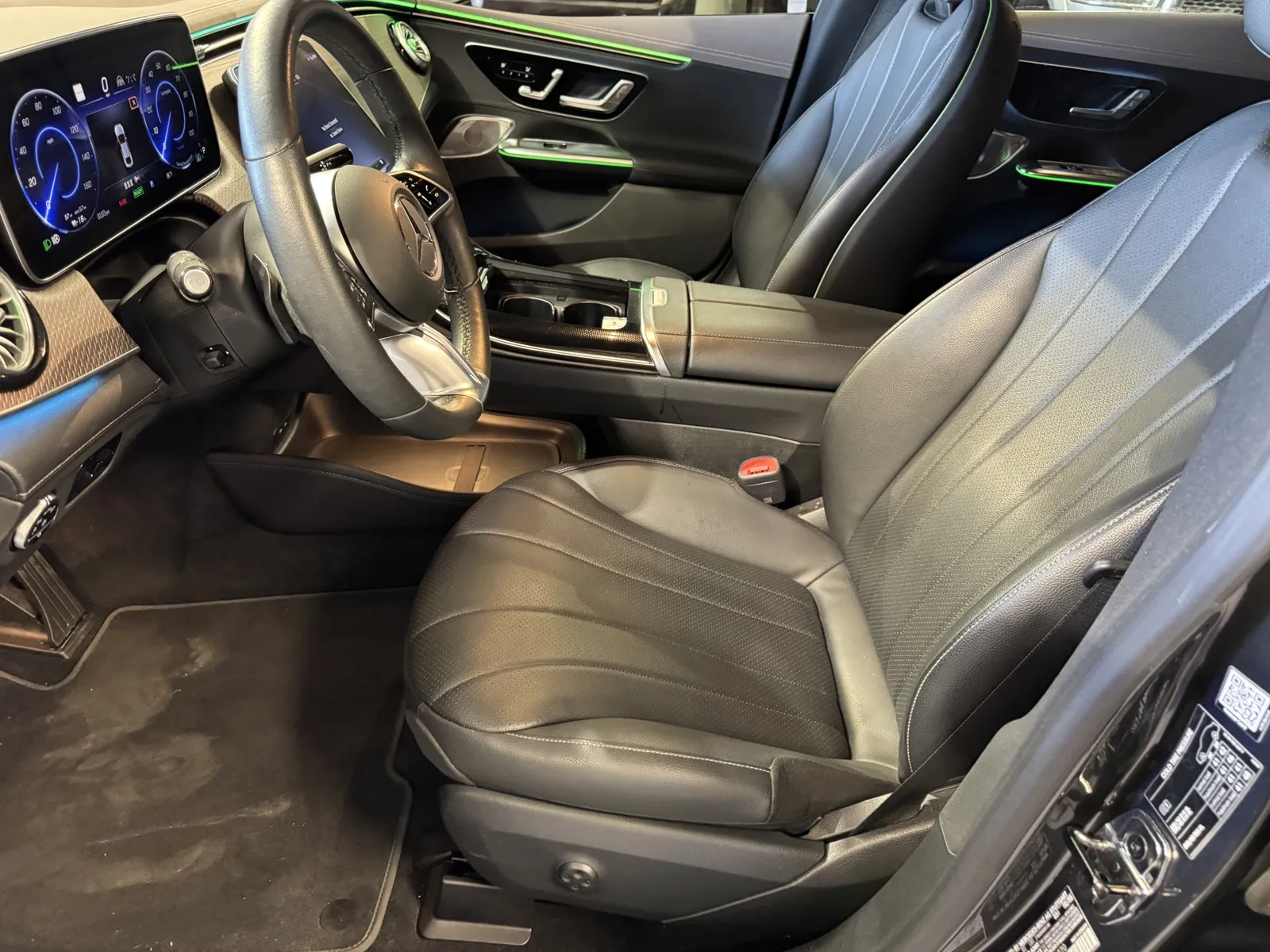 Mercedes-Benz EQE photo 12
