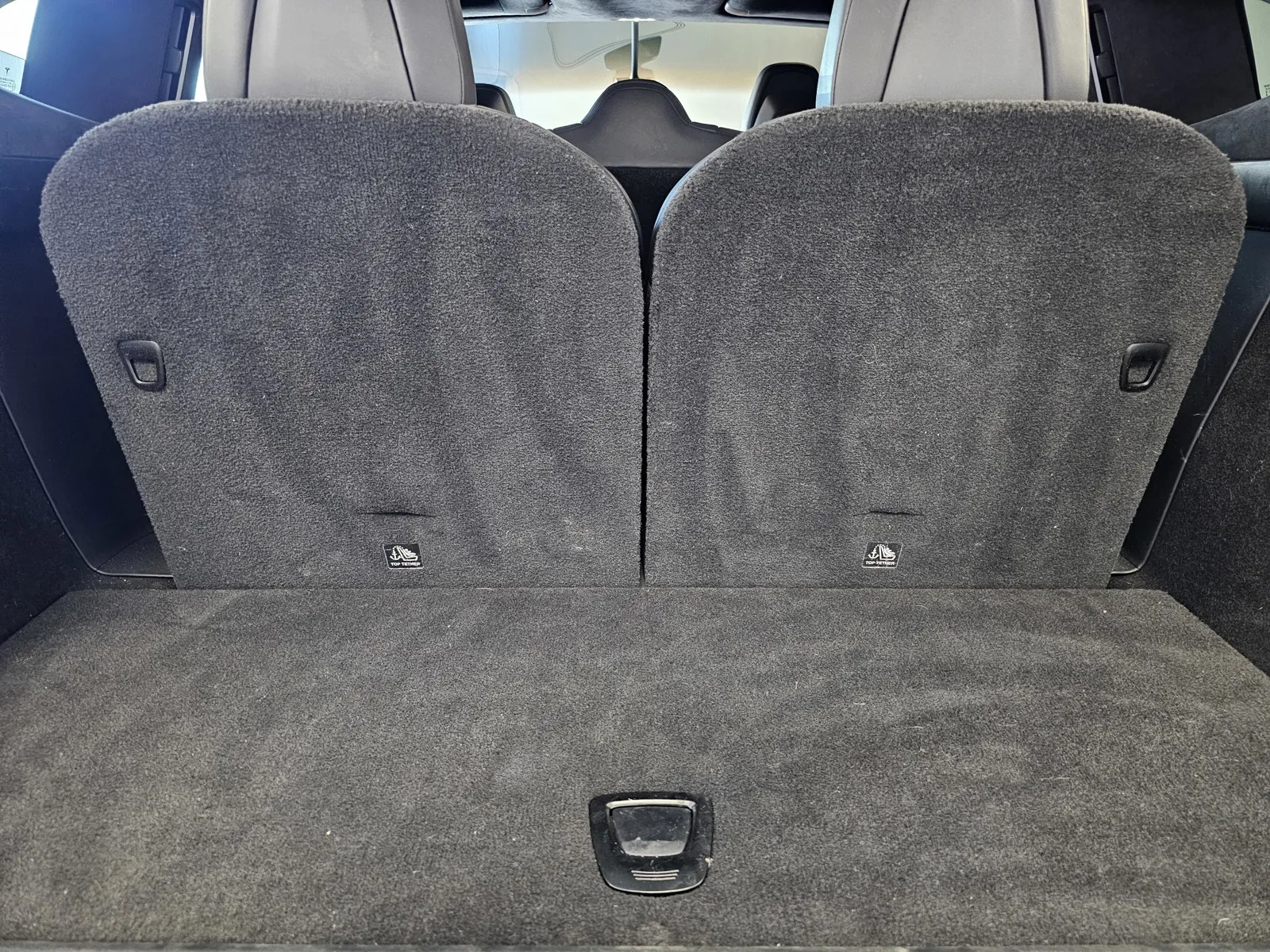 Tesla Model X photo 10