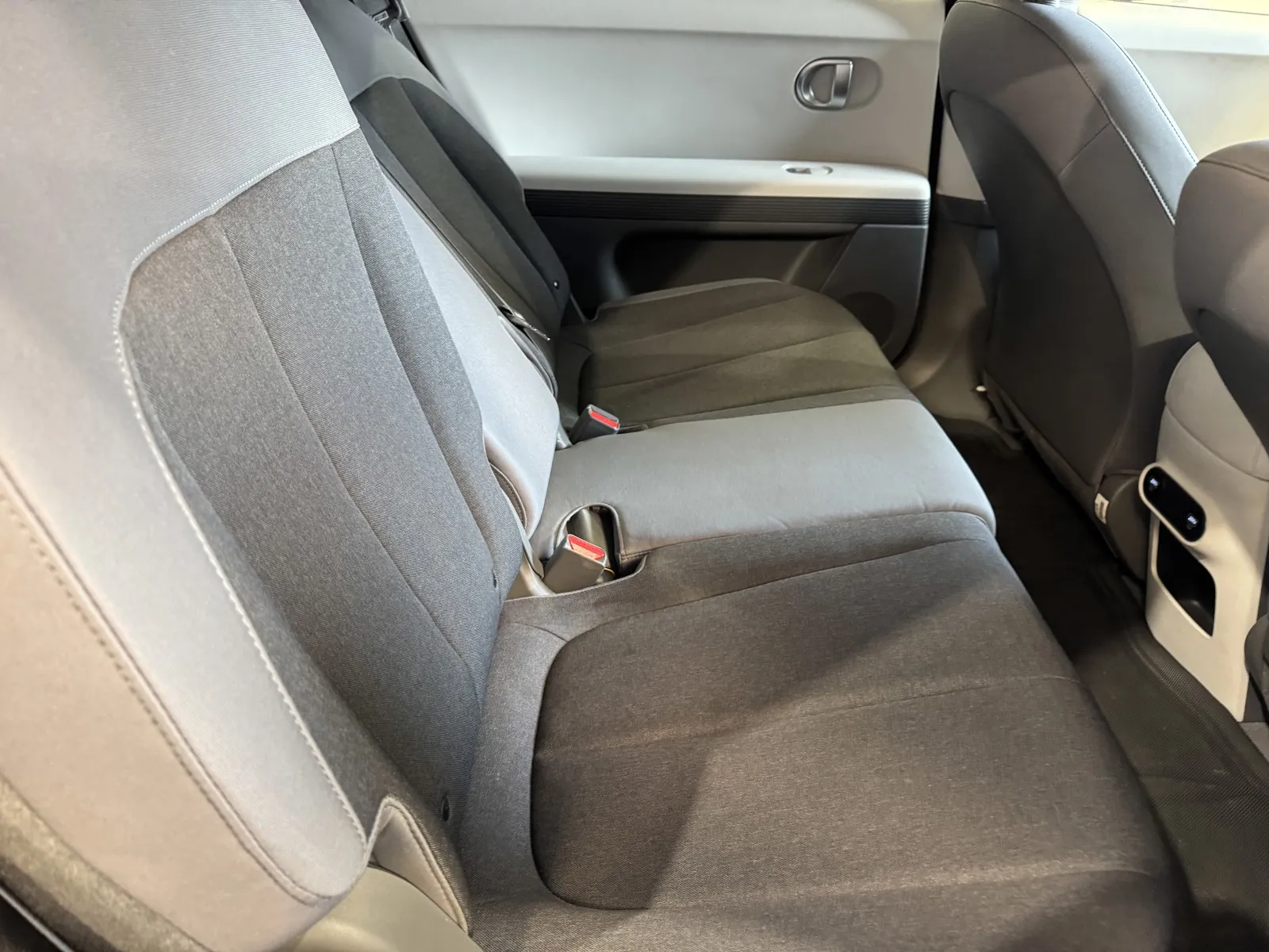 Hyundai Ioniq 5 photo 8