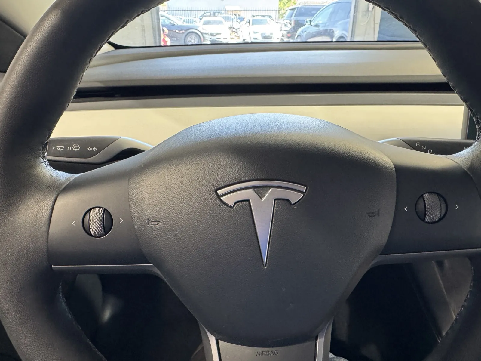 Tesla Model 3 photo 21