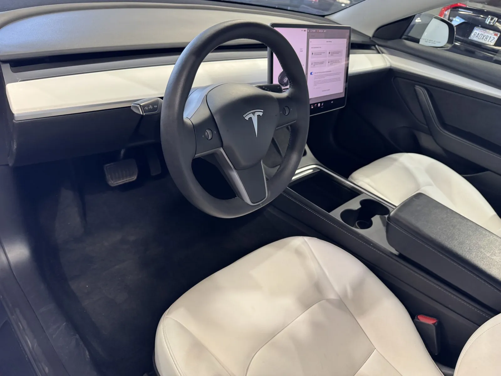 Tesla Model 3 photo 11