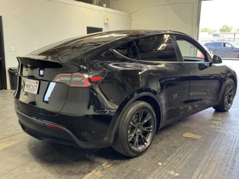 More photos of 2024 Tesla Model Y at Premium Autos - Norco, CA